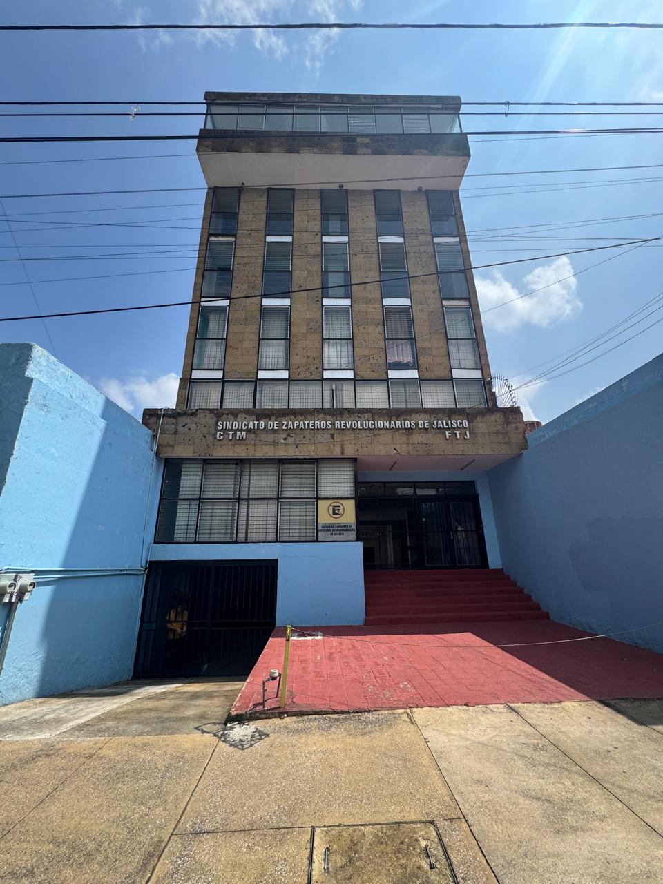 0240-CEV EDIFICIO EN VENTA