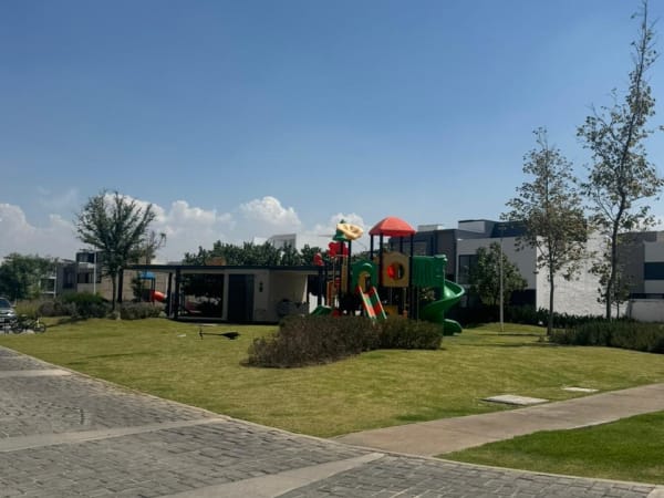 0214-RCV - CASA EN VENTA SOLARES RESIDENCIAL, EN ZAPOPAN - Miniatura 35