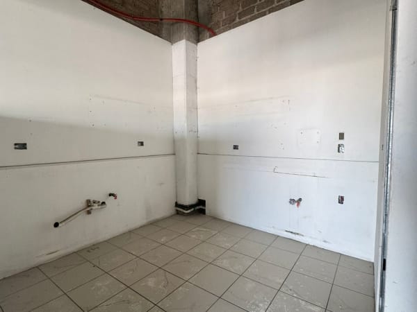 0221-CLV - LOCAL COMERCIAL EN VENTA, Santa María Tequepexpan, San Pedro Tlaquepaque - Miniatura 3