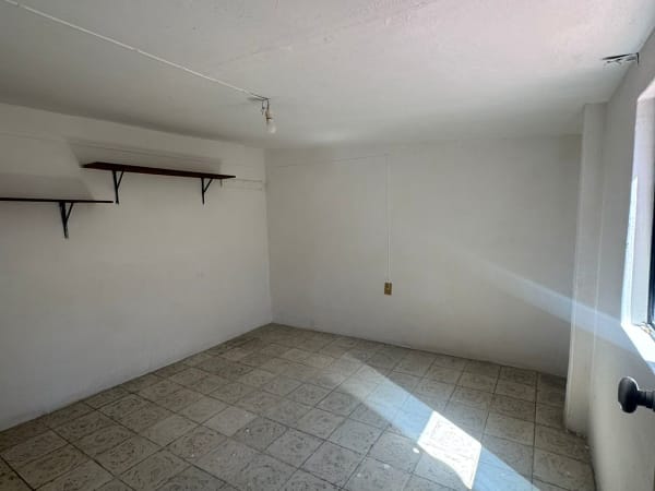 0225-RCV - CASA EN VENTA, COL EL REFUGIO, GUADALAJARA JAL - Miniatura 2