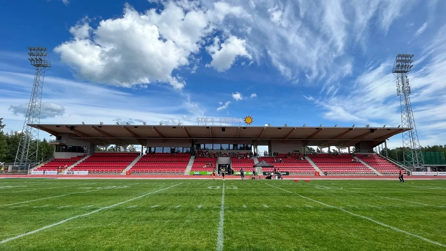 Sola Arena i Karlstad redo för SM-finalerna i amerikansk fotboll - SWE3 thumbnail