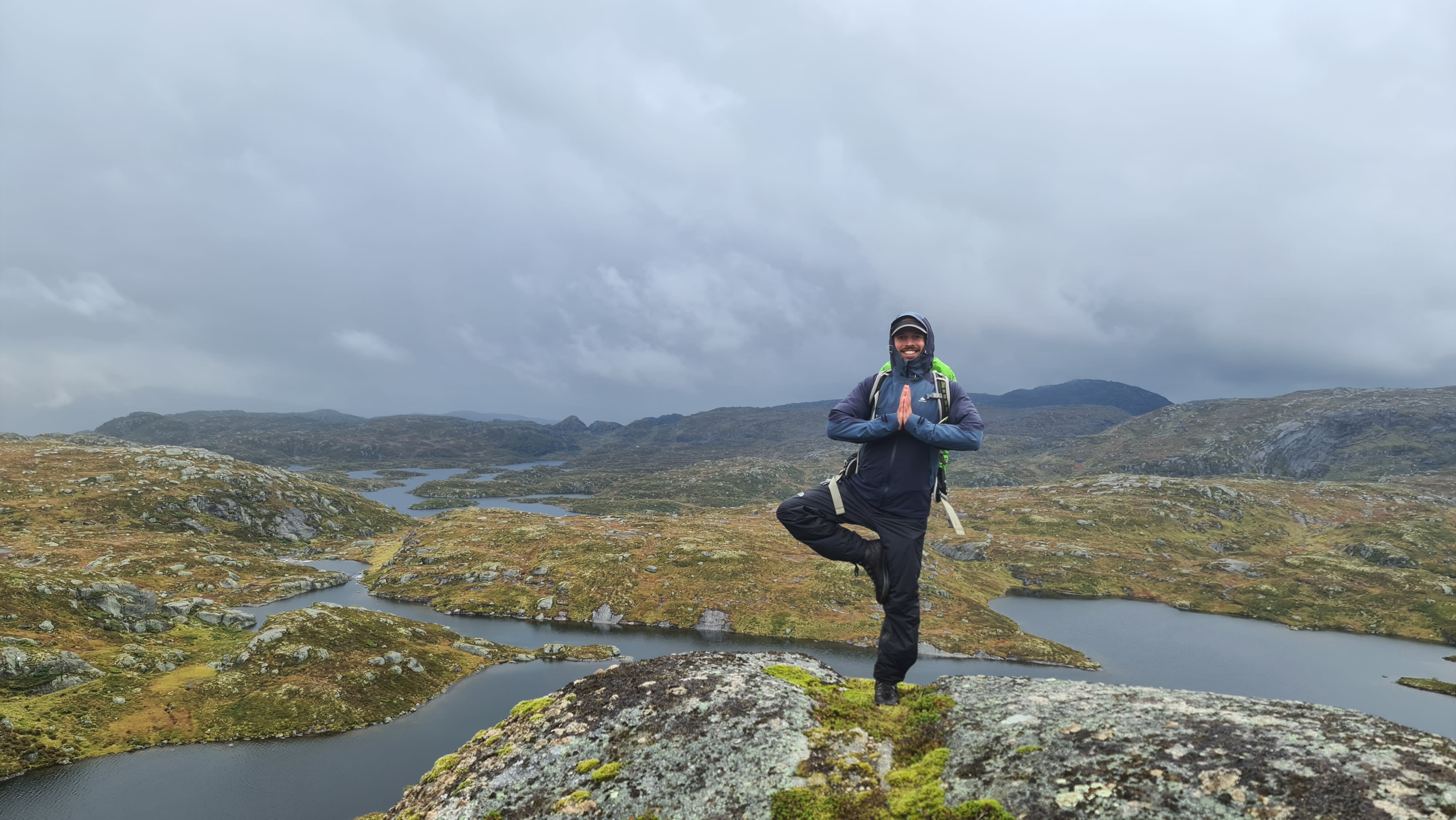 Outdoor yoga session in Norwegian wilderness, adventure retreat