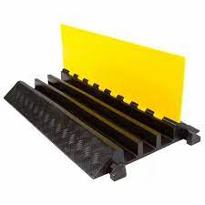3 CHANNEL RUBBER CABLE PROTECTOR RAMP/HUMP