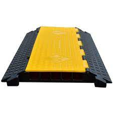 4 CHANNEL RUBBER CABLE PROTECTOR RAMP/HUMP