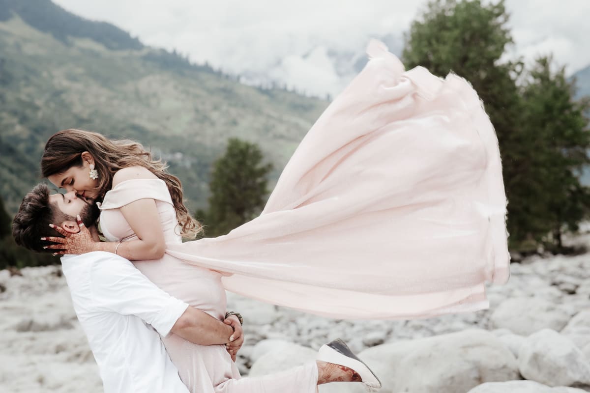 Deepak & Pallavi