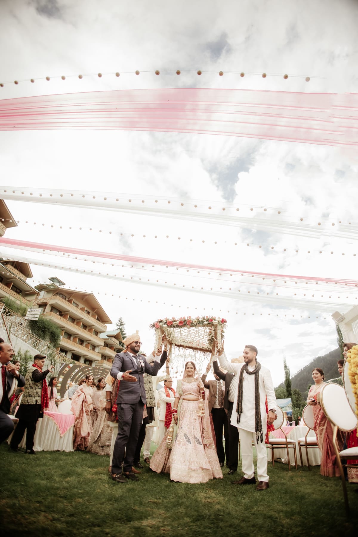 Deepak & Pallavi