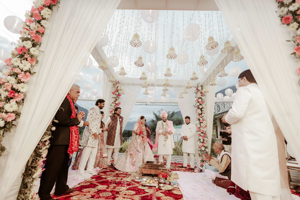 Deepak & Pallavi