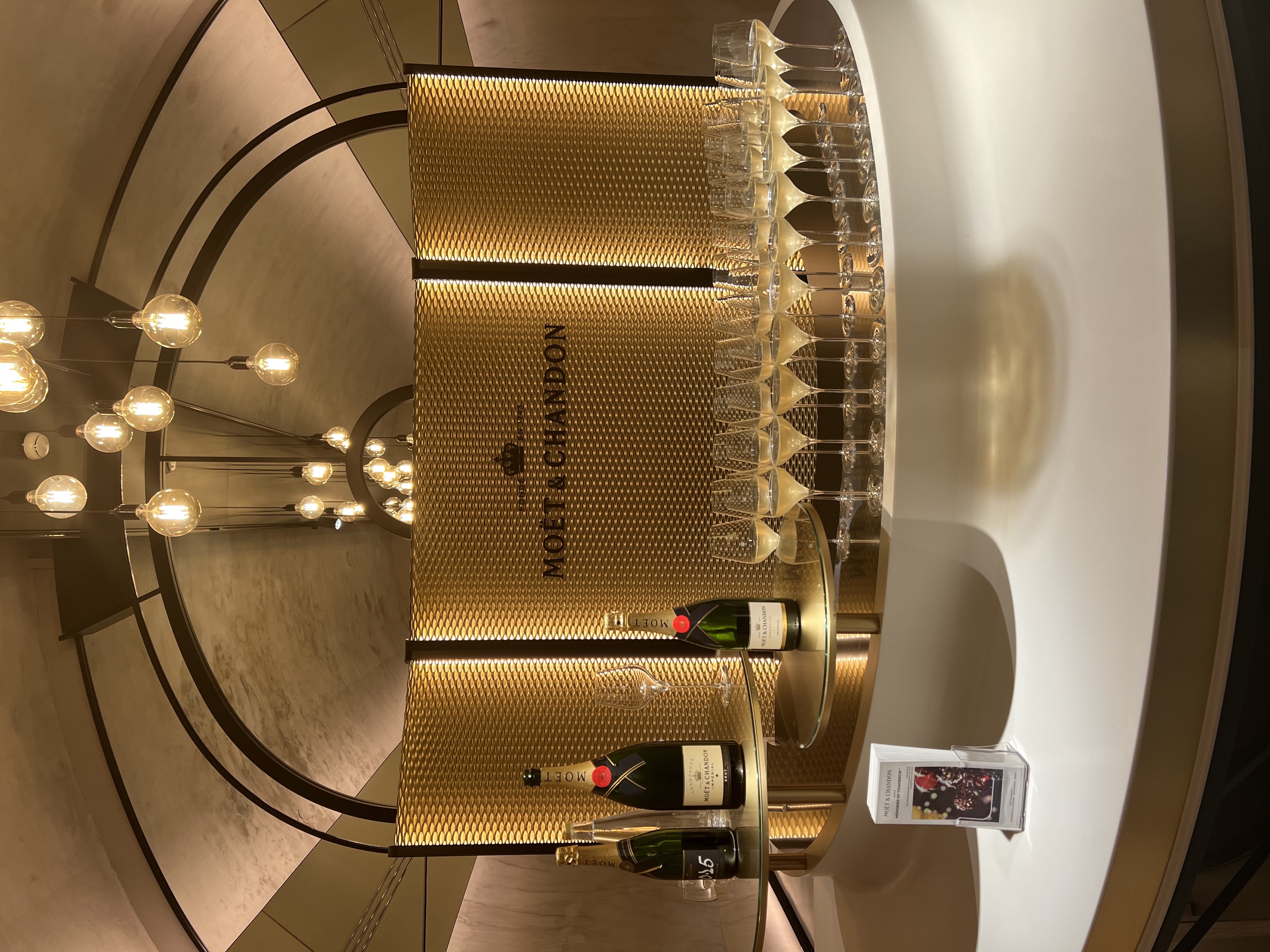 &Eacute;pernay Champagne