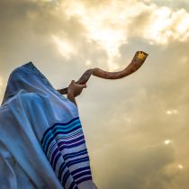 השופר – הקול העמוק שמעורר את הנשמה