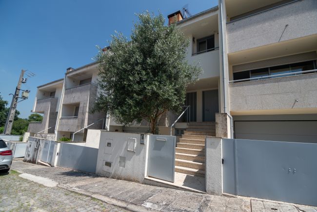 Moradia T3+1 em Banda