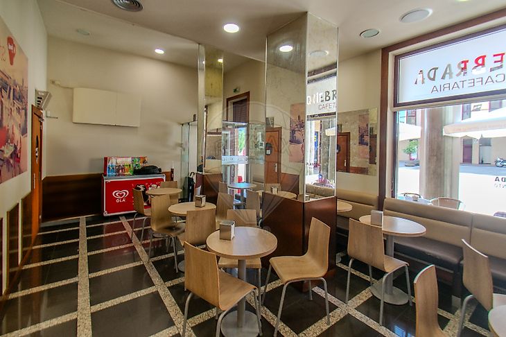 Trespasse de cafetaria em Gondomar