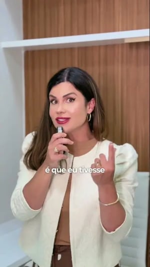 Capa do vídeo de depoimento da Dra Lorena