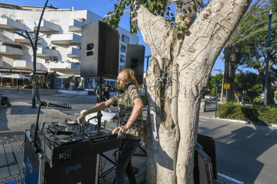 DjVitalyK Productions - תמונה