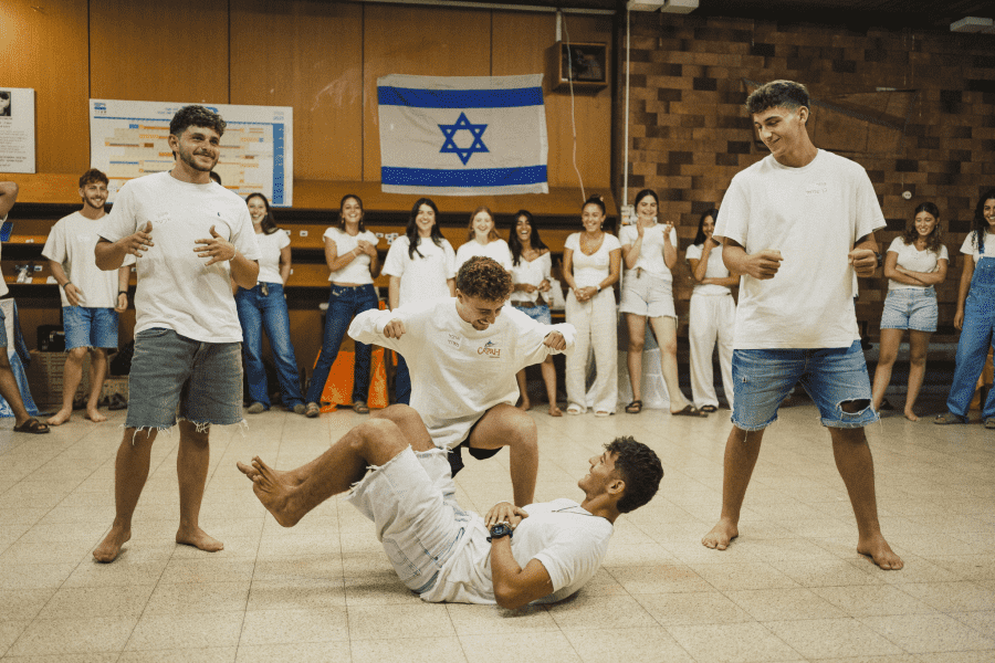שחר סדנאות עומק לנוער  - תמונה