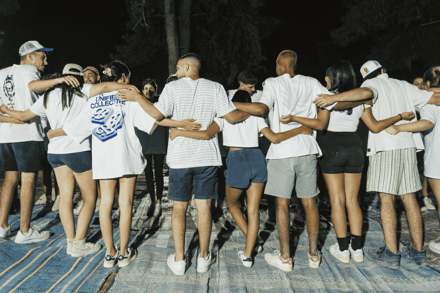 שחר סדנאות עומק לנוער  - תמונה