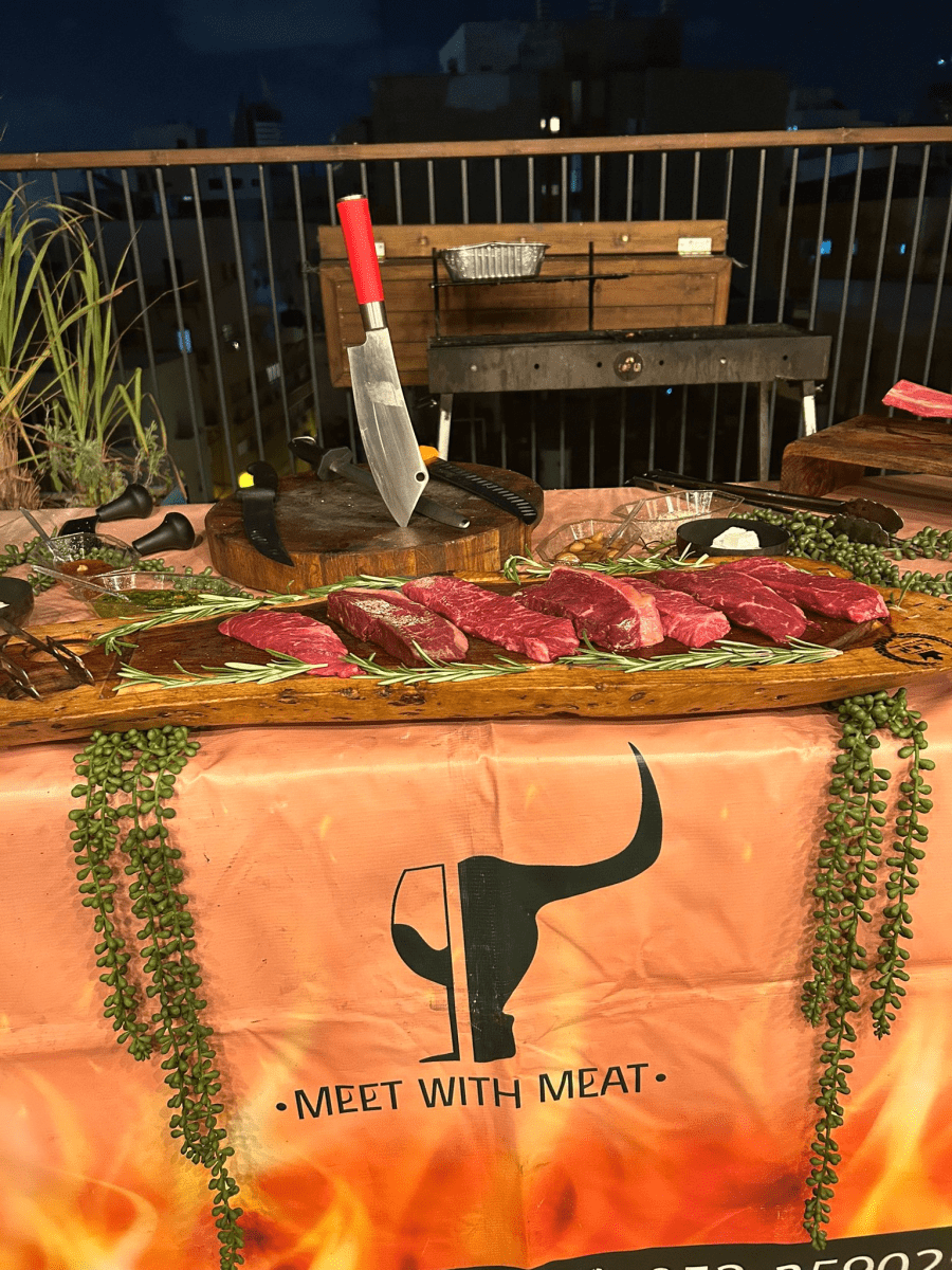 Meet With Meat - תמונה