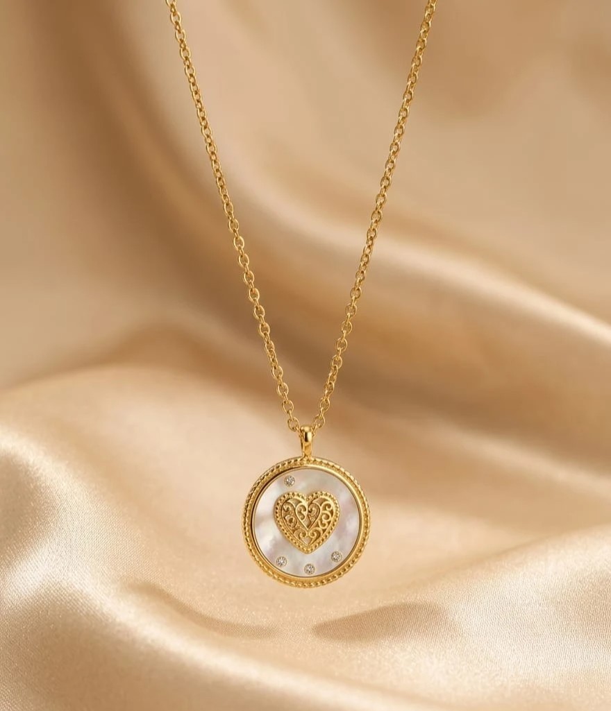 Pearl Heart Necklace - Image 1