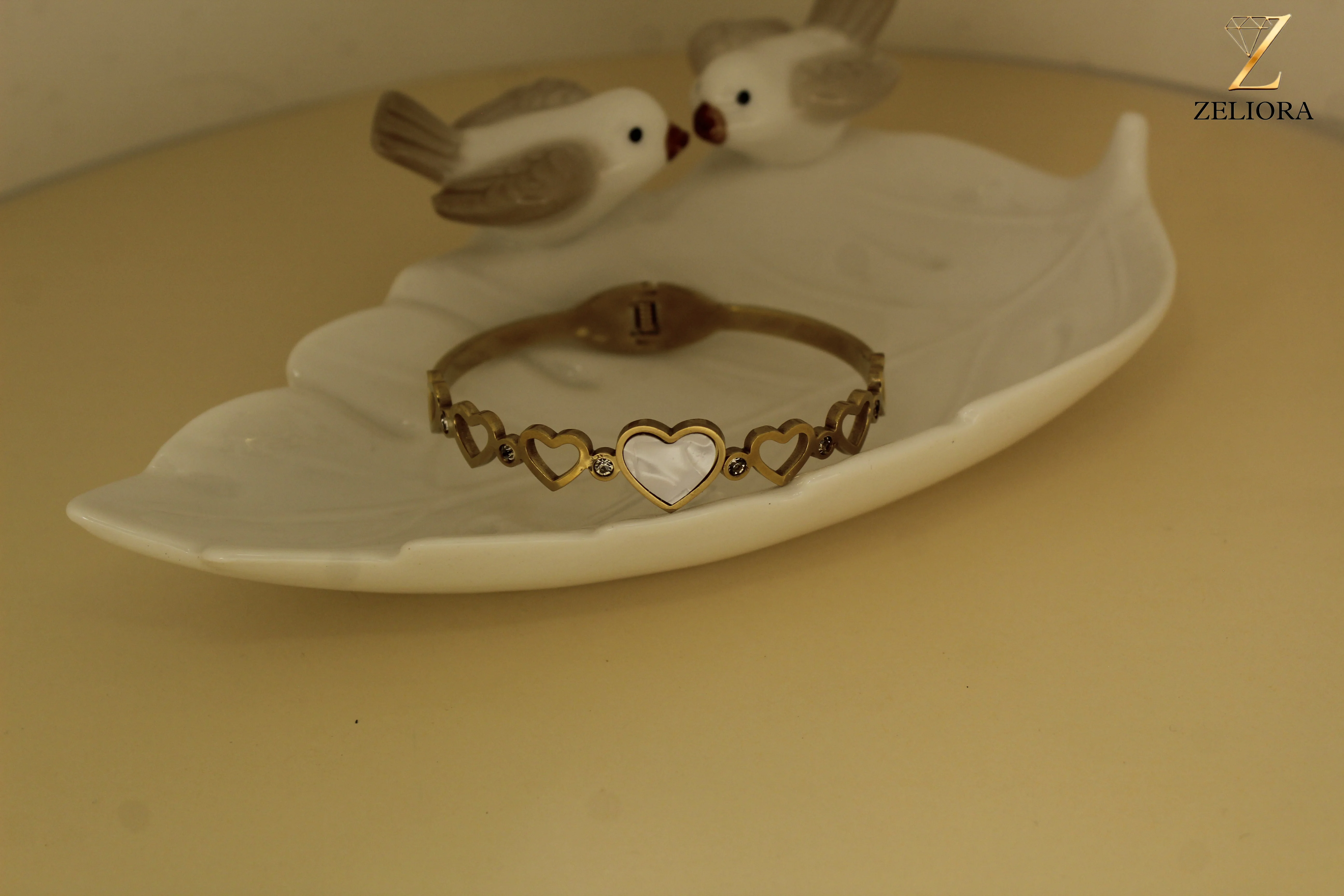Golden Love Trail Kada thumbnail 2