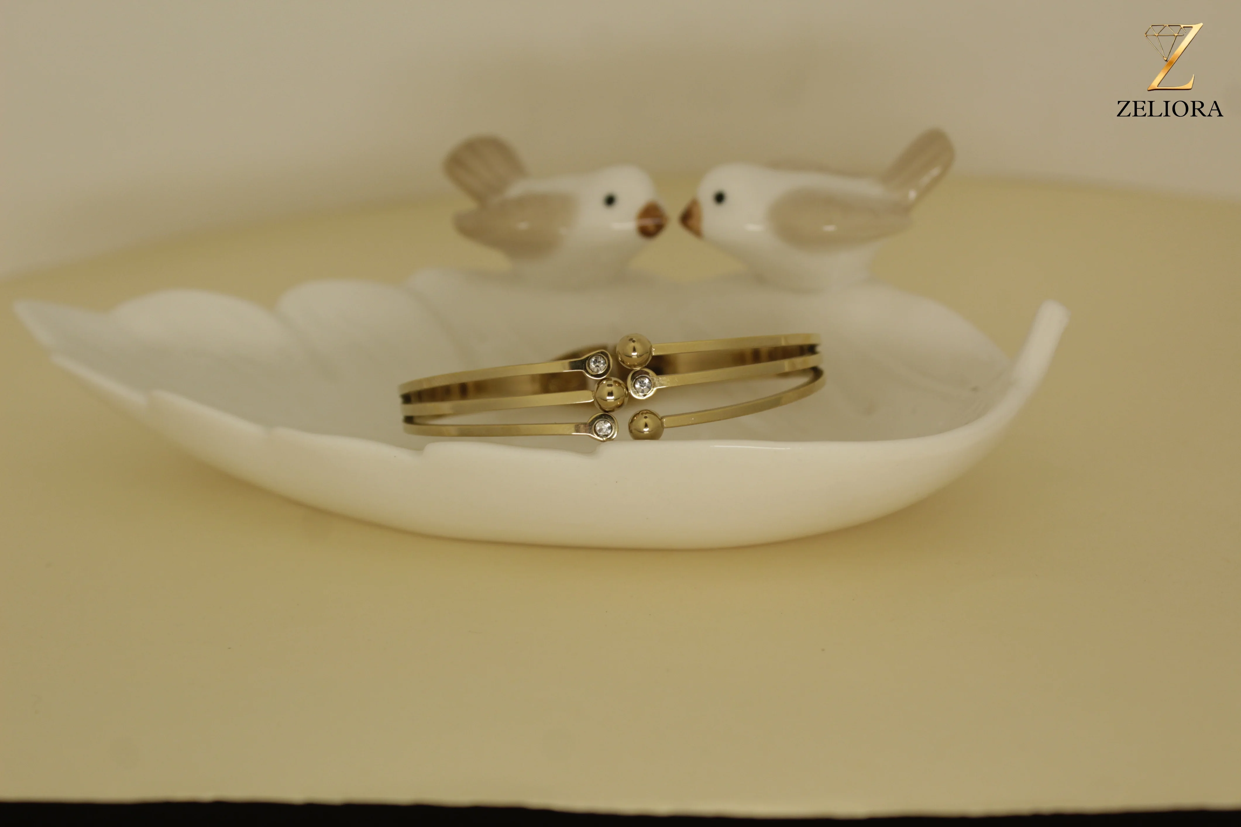 Petal Line Charm Kada thumbnail 2