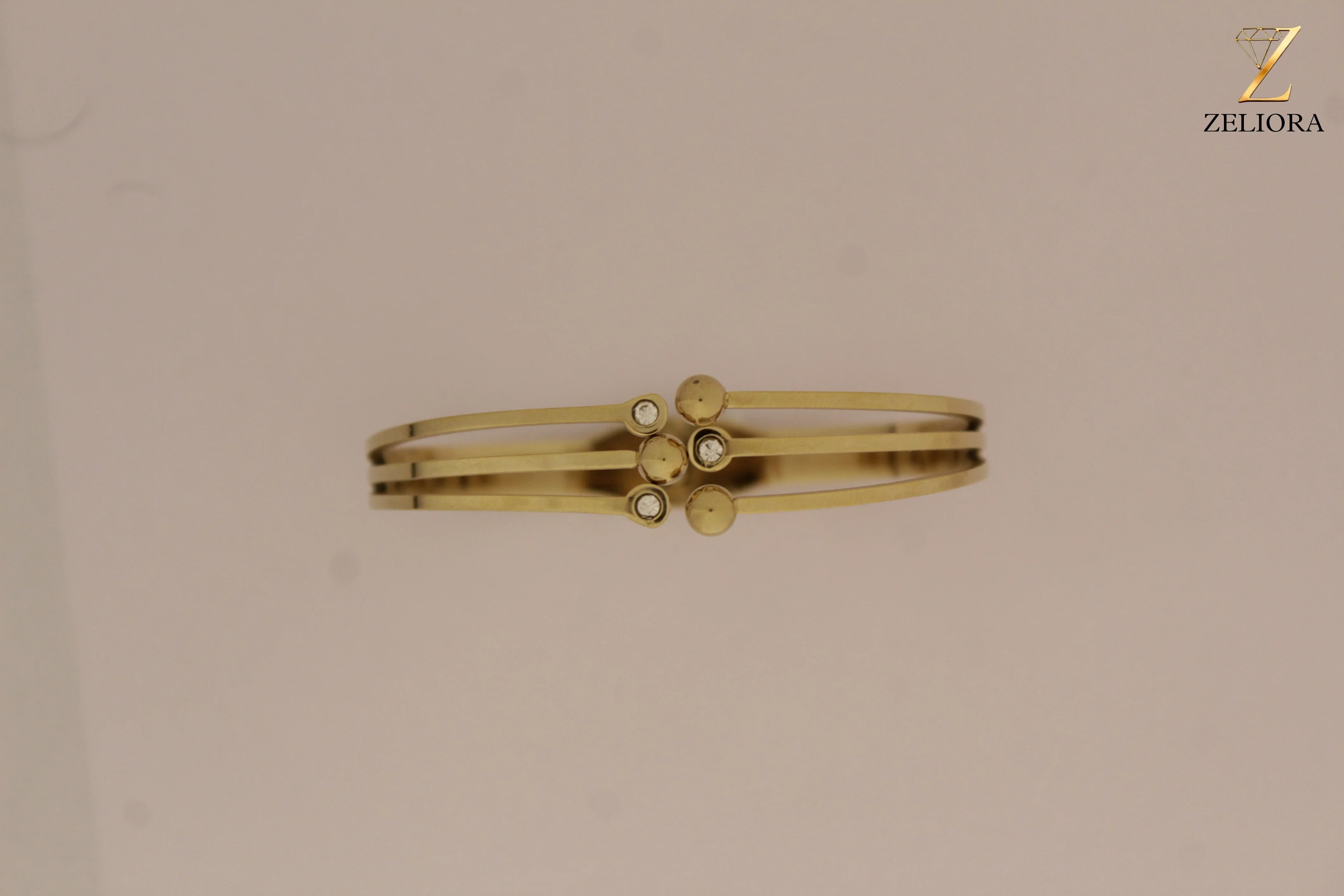 Petal Line Charm Kada thumbnail 3