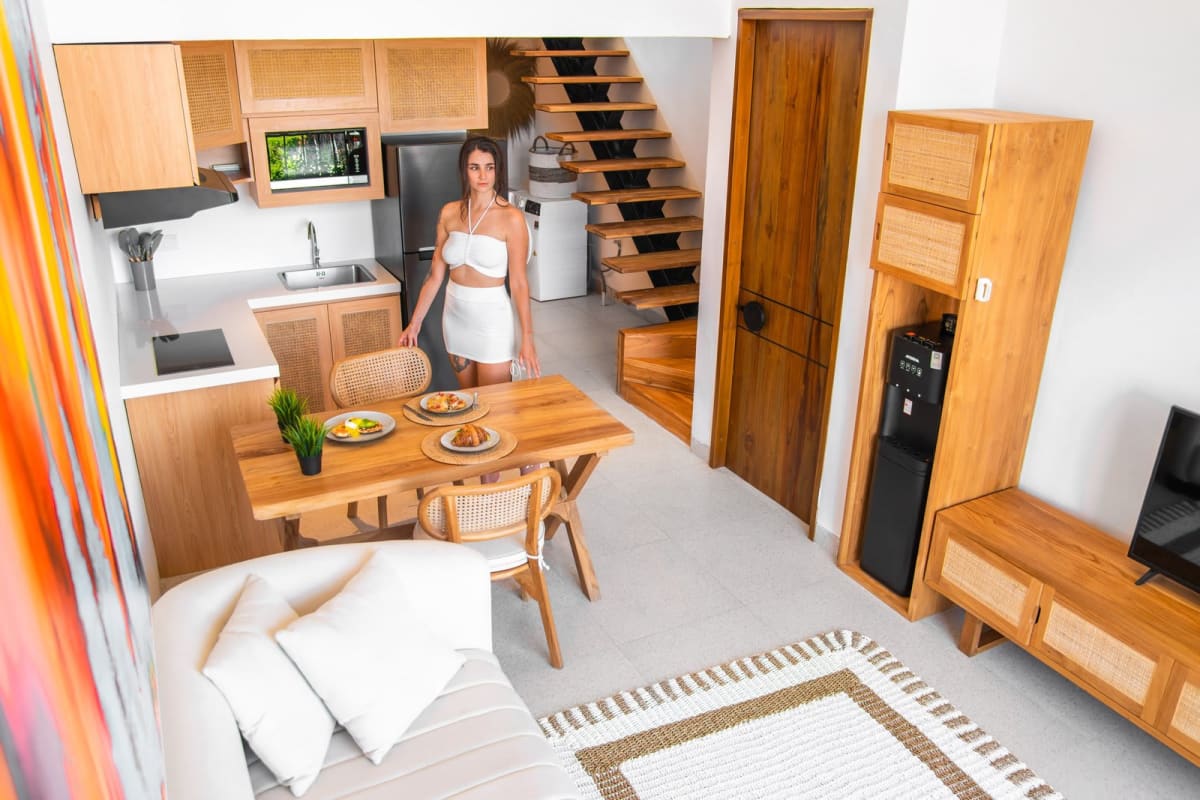 Income Generating LOFT just 3 min walk from the Beach! - Image 1 of 12