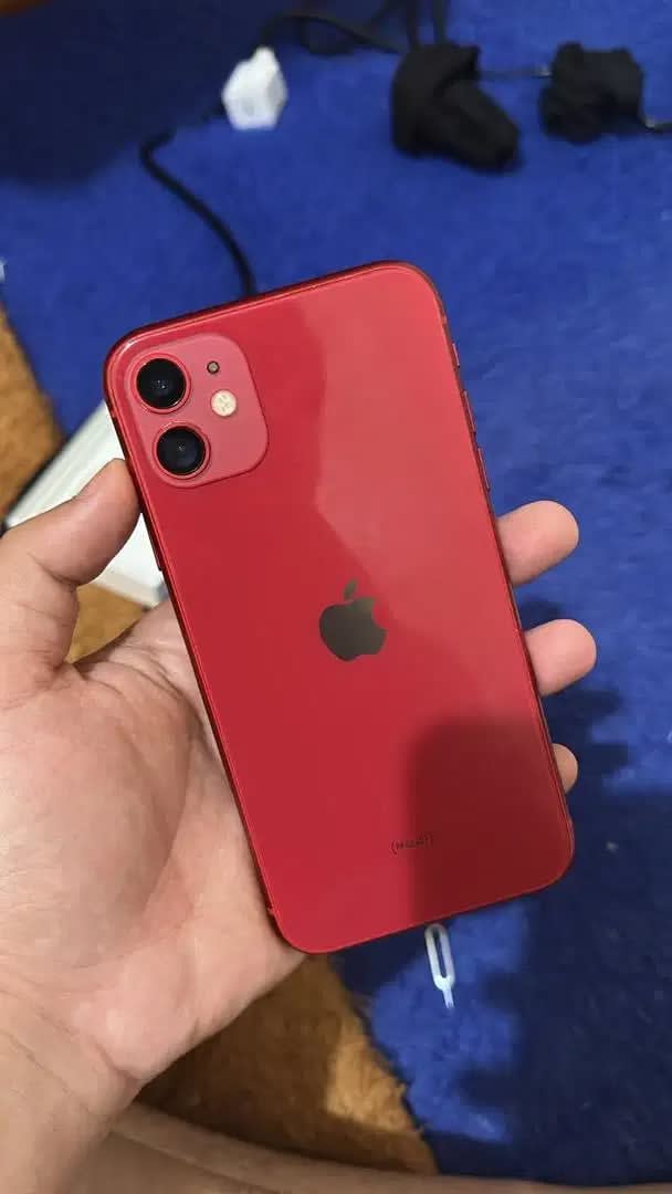 iPhone 11 besik - Image 1 of 3