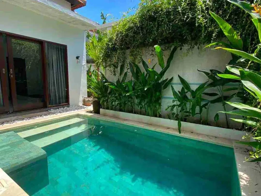 Villa lantai I di Padonan Canggu untuk dijual dan disewakan - Image 1 of 10