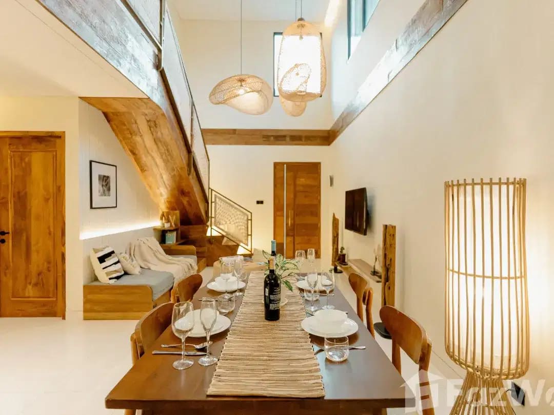 2 Bedroom Villa for sale in Seminyak, Bali - Image 1 of 10