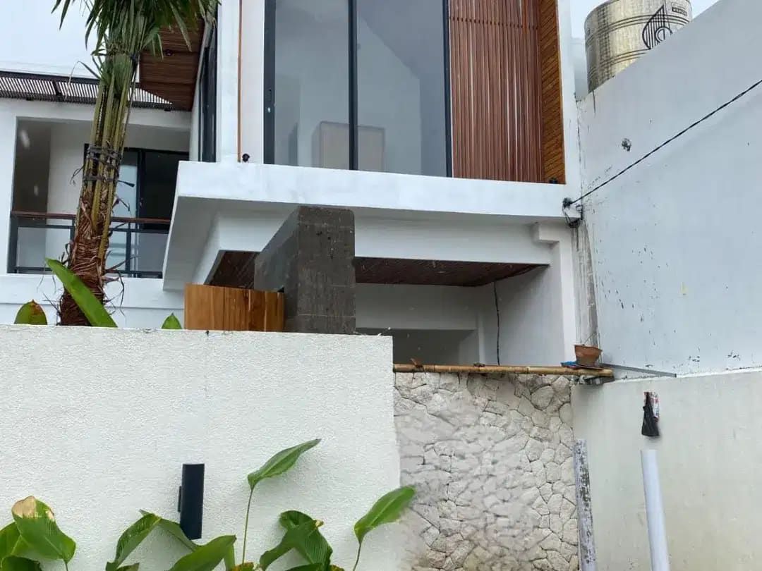 Villa Modern Tropical Harga Terjangkau Area Munggu Tabanan - Image 1 of 10