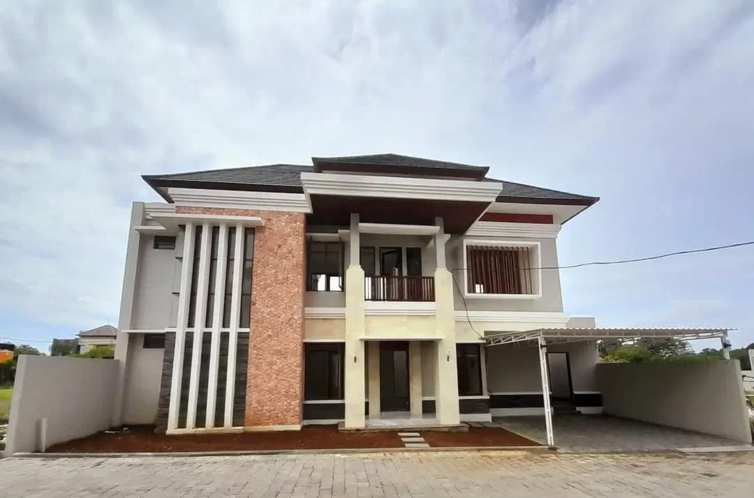 JUAL RUMAH MEWAH SANUR BARU DALAM KOMPLEKS ELIT - Image 1 of 10