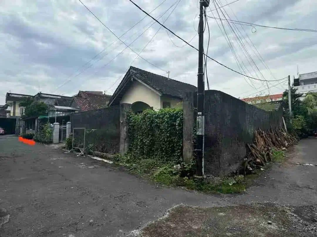 Urgent! Tanah Dijual 164 m² di Imam Bonjol Denpasar Depan TSM – SHM, Zona Perdagangan &amp; Jasa - Image 1 of 5