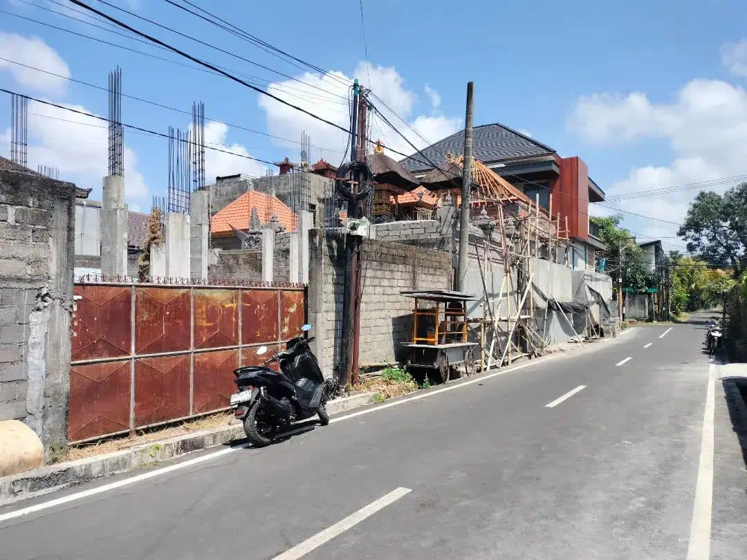 JUAL TANAH PREMIUM 3 ARE GATOT SUBROTO TENGAH BELAKANG APOTIK ANUGERAH - Image 1 of 10