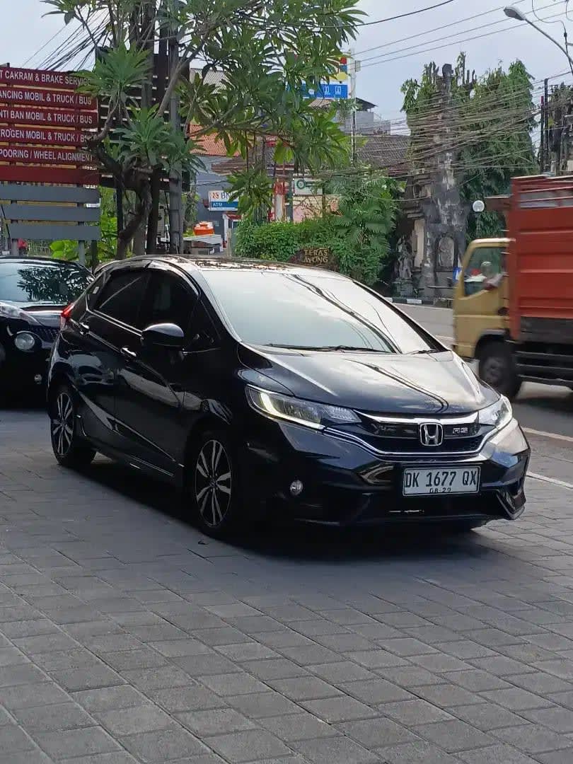 HONDA JAZZ RS FACELIFT LAST EDITION ASLI BALI SUPER ISTIMEWA - Image 1 of 10