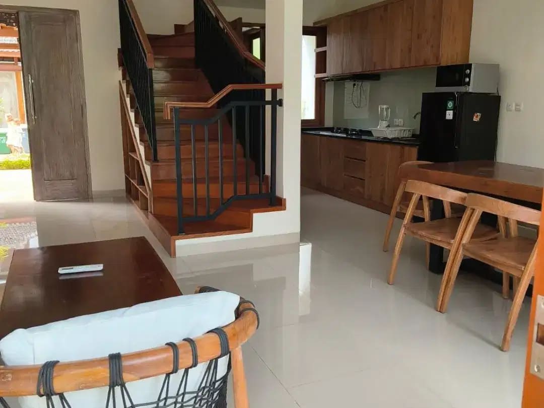 FOR RENT VILLA READY FURNISHED BEST LOKASI VIEW JUNGLE NEAR CENTRAL UBUD - Image 1 of 10