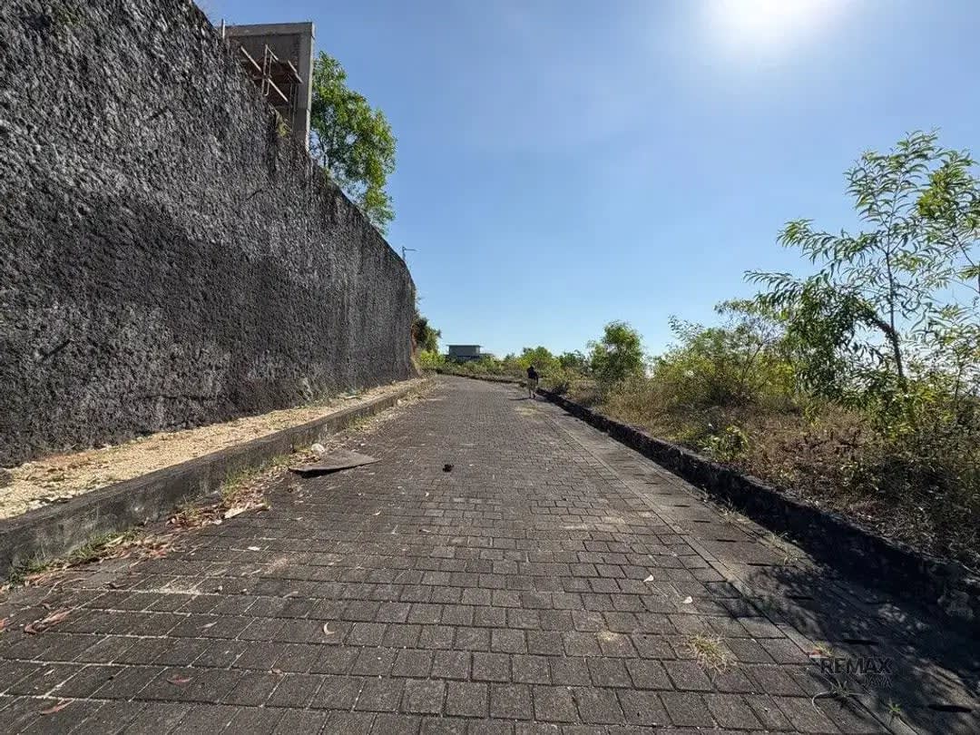 Tanah Cantik 26,1 Are Dijual di Area Eksklusif Balangan-Uluwatu - Image 1 of 6