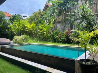 Disewakan villa cantik dengan lokasi strategis di kawasan Banjar Canggu, Kuta Utara – Bali. Cocok untuk tempat tinggal maupun investasi rental villa. - Thumbnail 7