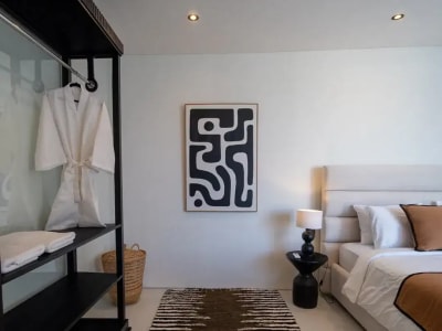 Modern Tropical Villa With Paddy Field View In Canggu Berawa - Thumbnail 7