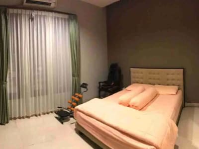 Rumah Sewa 2 Lantai Fully Furnished di Muding Kerobokan Kuta Utara Badung Bali - Thumbnail 5