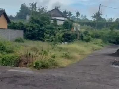 Dijula Tanah Blahbatu Gianyar Dekat Pantai - Thumbnail 6
