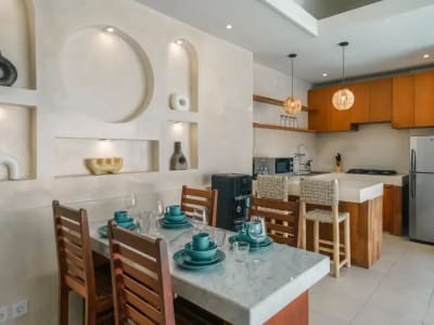 FOR RENT VILLA 3BR BEST LOKASI  JUST WALKING DISTANCE SHOPS, CAFE BRAWA CANGGU - Thumbnail 5
