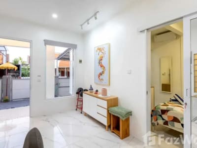 4 Bedroom House for sale in Uluwatu, Bali - Thumbnail 2
