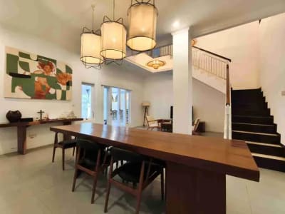 Commercial Luxury Villa Walking Distance to Canggu Beach Bali - Thumbnail 8