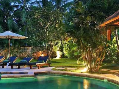 Villa Balinese Premium Dekat Pantai Seminyak - Thumbnail 1