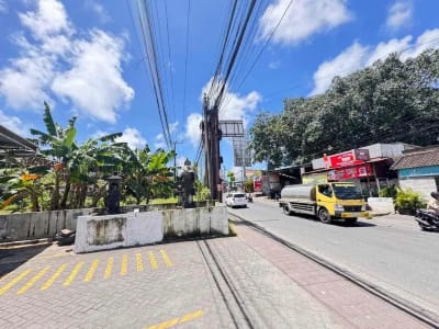Disewakan bangunan ex Indomaret di jalan utama Uluwatu - Thumbnail 5