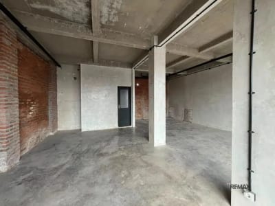 Strategic 2-Storey Building For Rent In Canggu - Thumbnail 4