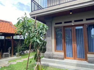 Villa dengan lingkungan asri view sawah dijual area Ubud. - Thumbnail 5