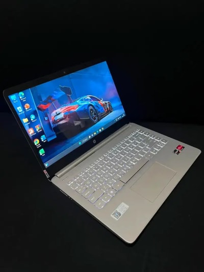 Dijual Hp 14s - Fq0xxx Amd Ryzen 3 ( ram 8/ nvme 512 gb ) - Thumbnail 3