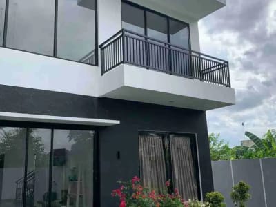 Rumah Semi Villa di Greenlot dekat Canggu dan Nuanu Bali - Thumbnail 2