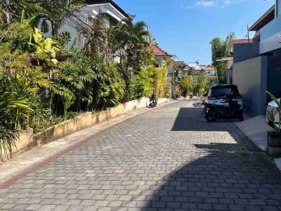Kavling Strategis Kerobokan Utara Dekat Canggu 200m² - Thumbnail 6