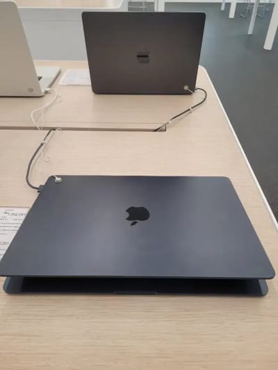 Promo MacBook Air M5 15 inci cicilan ringan tanpa DP tanpa biaya admin - Thumbnail 3